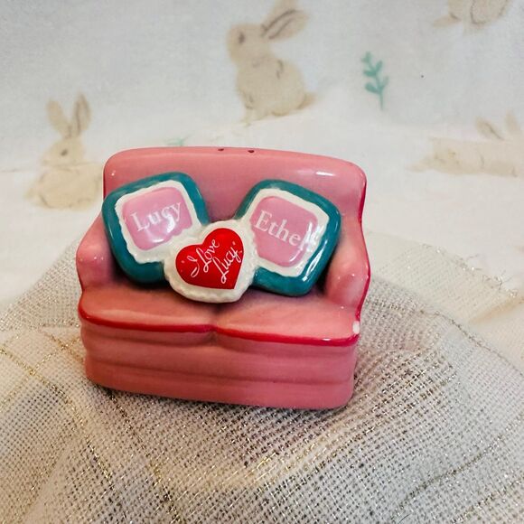 I Love Lucy Collectible Replacement Salt Shaker "Job Switching" - Picture 2 of 8